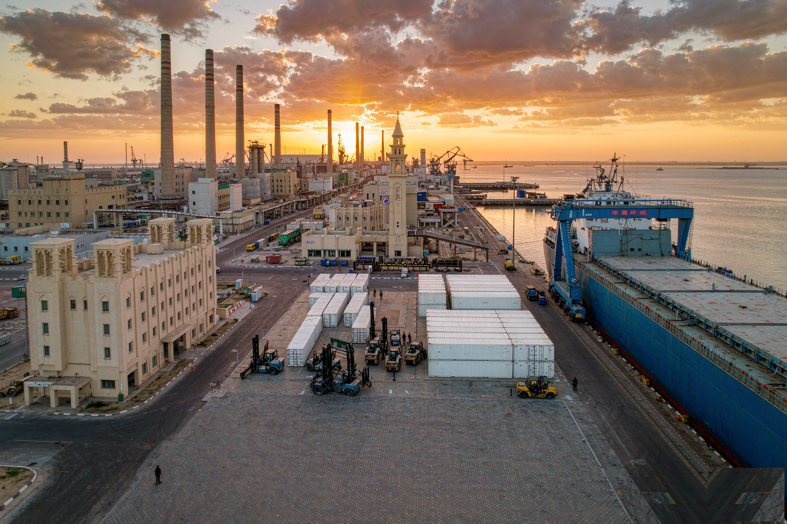 Middle East port with reefer containers loading frozen seafood exports
